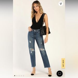 Levi’s Women Wedgie Icon Fit Medium Wash Distressed Cropped High-Rise Jeans